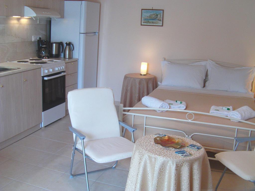 Helen'S Cottage Petrochori  Екстер'єр фото